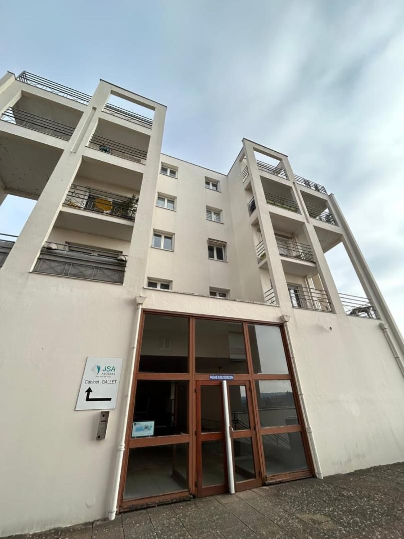 شقة The Belvedere: City Centre With Magnificent Views بواتييه المظهر الخارجي الصورة